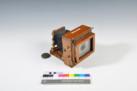 Archived Images\S_numbers\S1-S500\S223.03.jpg; S223.1; Lancaster 1890 Instantograph folding camera; camera, folding